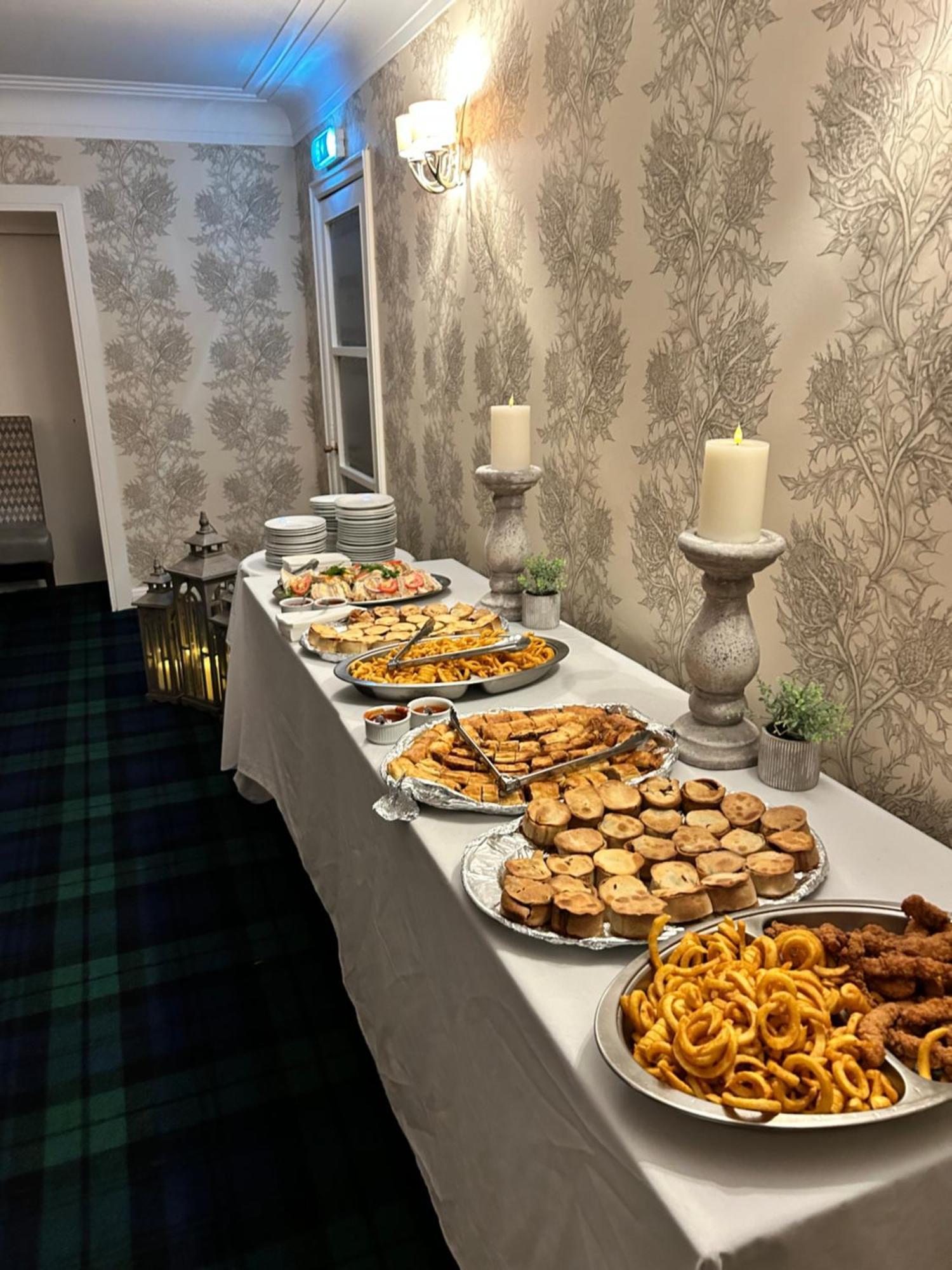Crookston Hotel Glasgow Exterior photo
